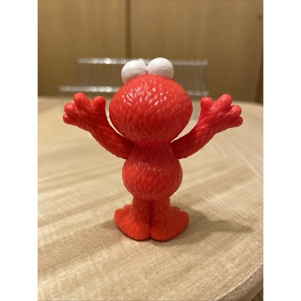 Neighborhood Friends Sesame Street Poseable Figure ELMO Figure Cake Topper Nice!